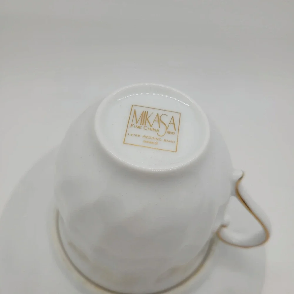 Mikasa Wedding Band Tea Cup Saucer Set Gold Trim White Fine China Japan